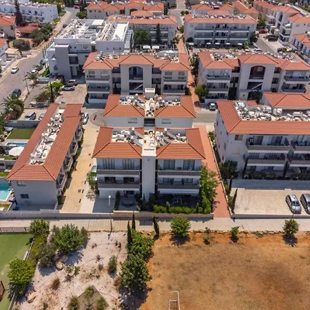 Διαμέρισμα Mythicals Ground Floor With Garden 2 Bed Πρωταράς