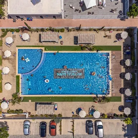 Mythicals Ground Floor With Garden 2 Bed Apartment Protaras